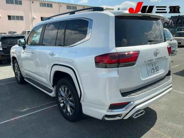 2025 Toyota Land Cruiser ZX auction photo 2