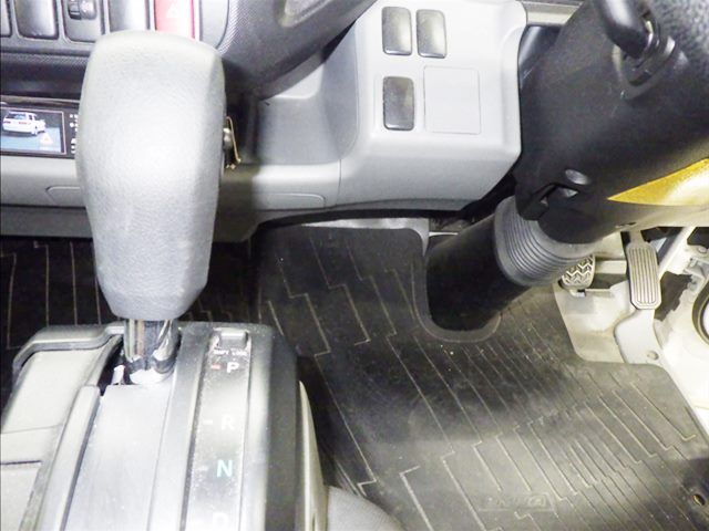 2019 Toyota Dyna covered car auction photo 7