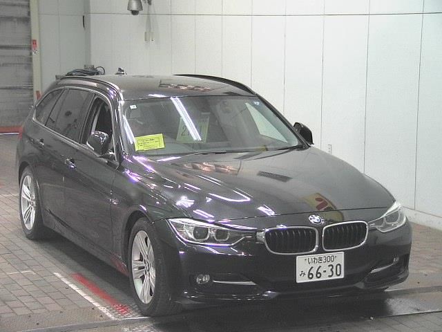 2012 BMW 3 Series 320dツーリングスポーツ Japan auction vehicle