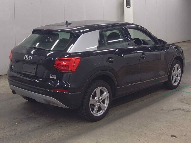 2017 Audi Q2 1.0TFSIスポーツ auction photo 5