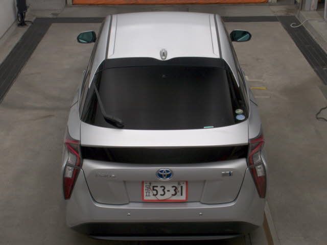 2016 Toyota Prius Aプレミアム auction photo 7