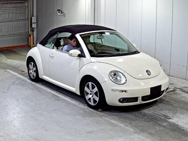 Japan Auction Vehicles 5 2008 Volkswagen ニュービートルカブリオレ LZ auction photo