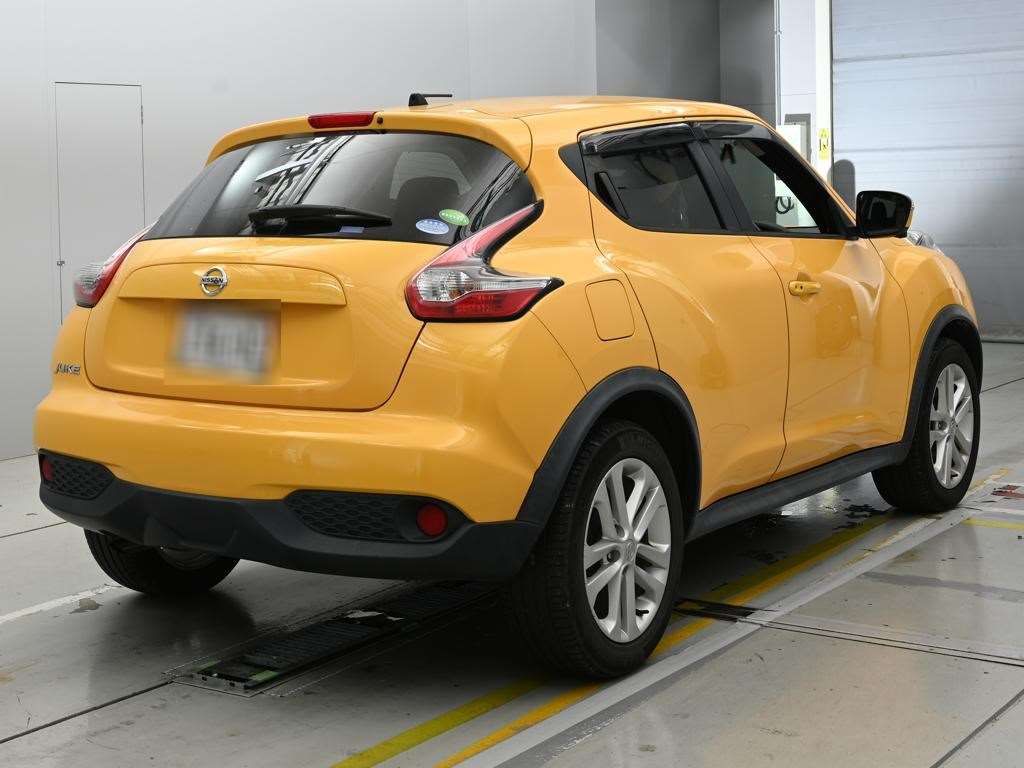 2018 Nissan Juke 15RX auction photo 2