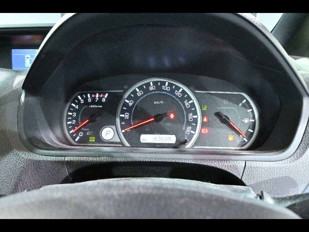 2016 Toyota Noah 4WD X auction photo 12