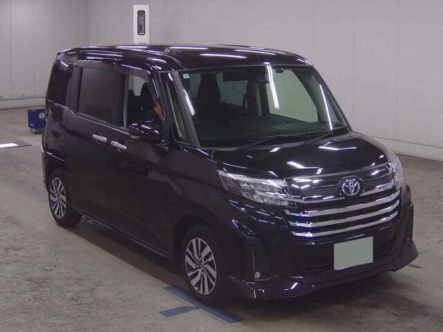 2025 Toyota Roomy Custom G Japan auction vehicle
