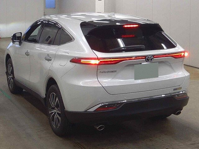 2024 Toyota Harrier G auction photo 2