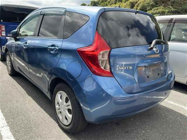 2015 Nissan Note X DIG-S Vセレクション+セーフテ auction photo 2