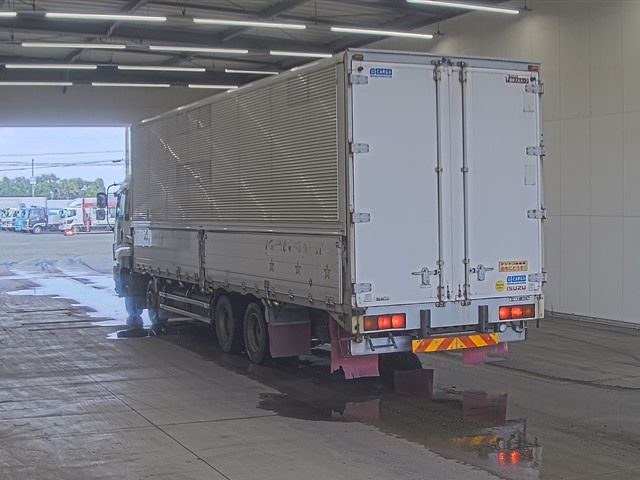 2012 Isuzu Giga アルミウイング auction photo 2