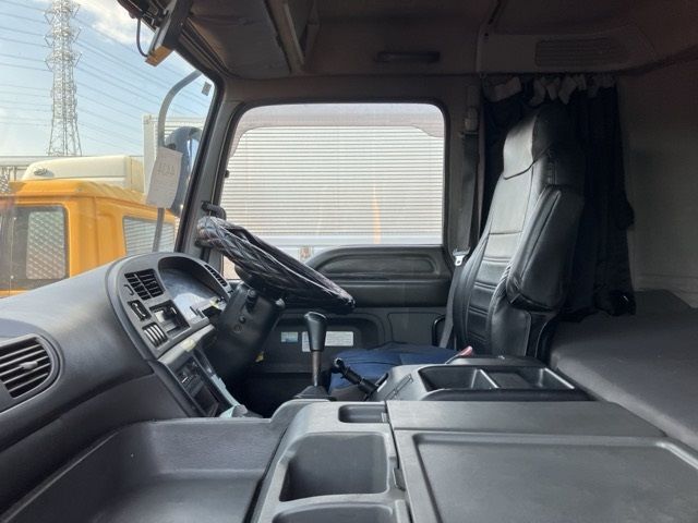 2012 Isuzu Giga アルミウイング auction photo 5