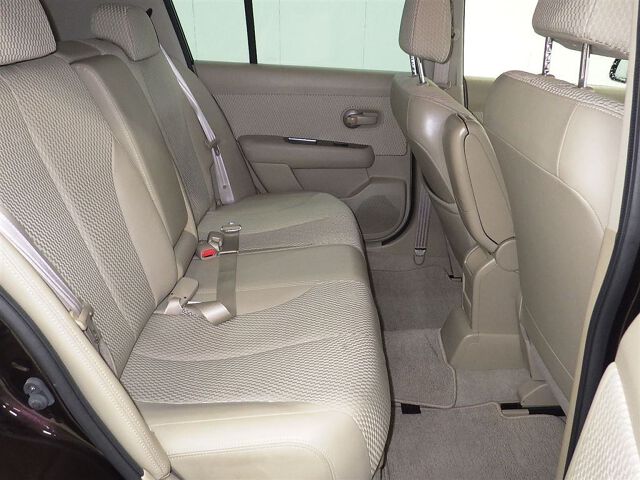 2012 Nissan ティーダ 15M auction photo 6