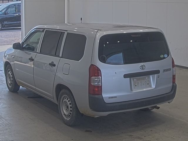 2018 Toyota Succeed UL auction photo 2