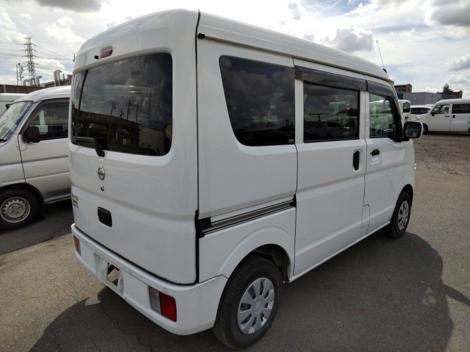 2022 Nissan NV100 Clipper auction photo 2