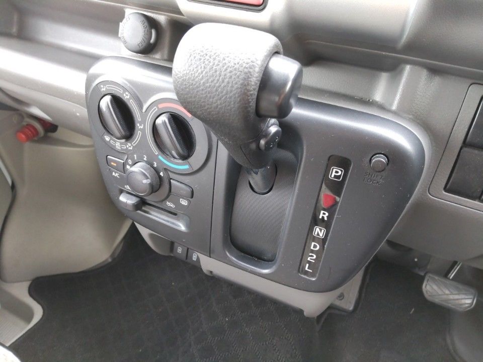 2022 Nissan NV100 Clipper auction photo 12