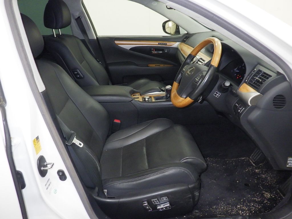 2014 Lexus LS460 Ver.C Iパッケージ auction photo 6