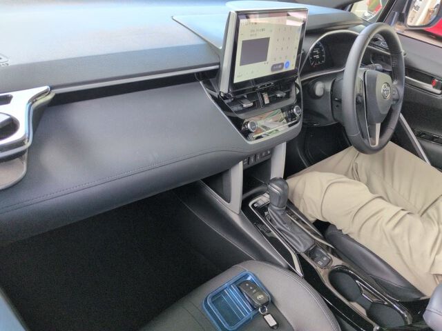 2025 Toyota Corolla Cross ハイブリッドZ auction photo 3
