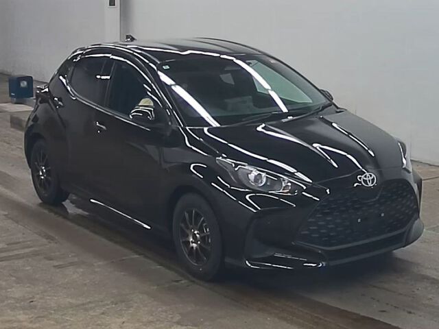 Japan Auction Vehicles 5 2024 Toyota Yaris G auction photo
