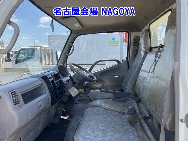 2005 Toyota Dyna ダンプ auction photo 5