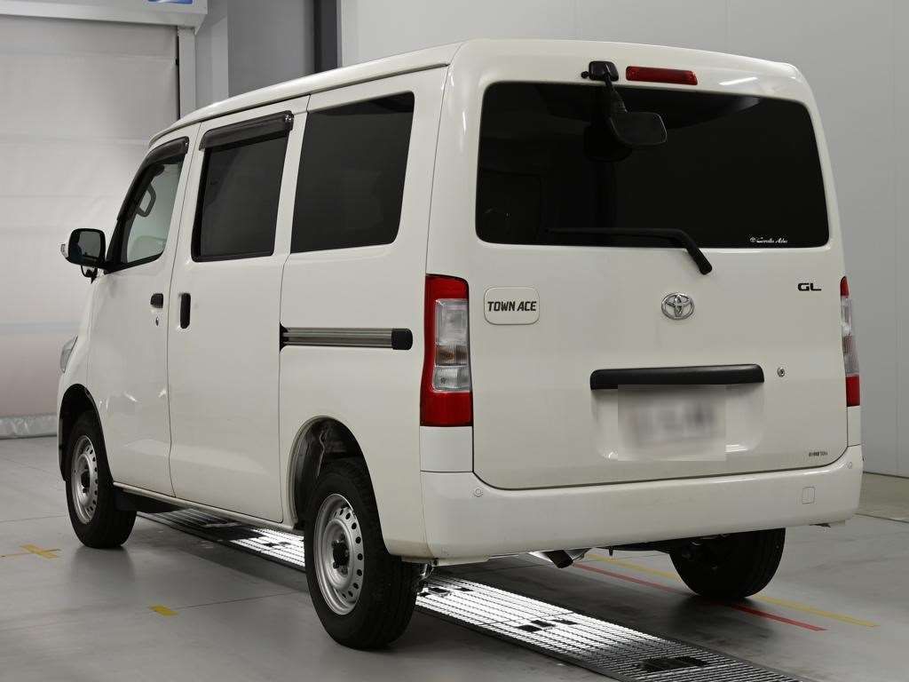 2021 Toyota TownAce Van GL auction photo 6