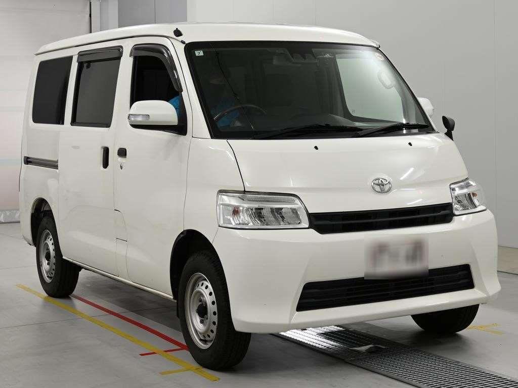 2021 Toyota TownAce Van GL auction photo 5