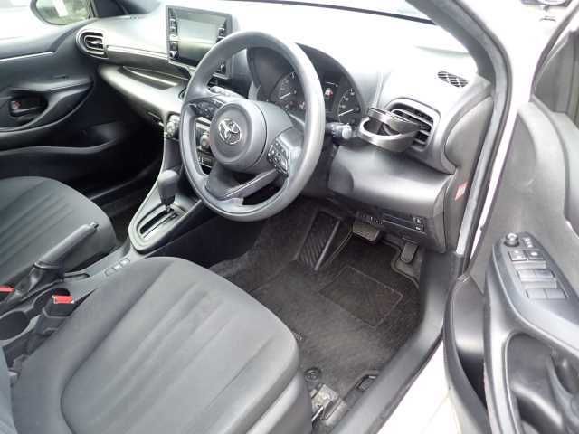 2021 Toyota Yaris X 4WD auction photo 5
