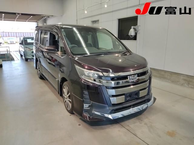 2019 Toyota Noah 4WD Si Japan auction vehicle