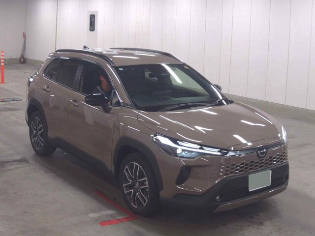 Japan Auction Vehicles 8 2025 Toyota Corolla Cross Hybrid Z 4WD auction photo