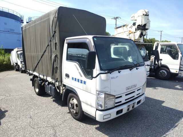 Japan Auction Vehicles 8 2008 Isuzu Elf auction photo