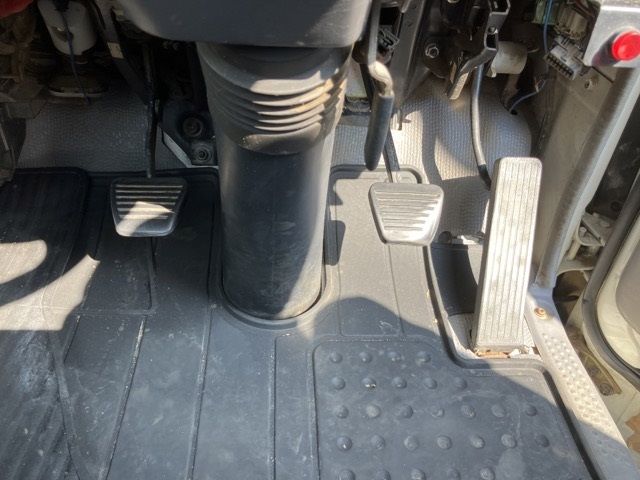2005 Isuzu Elf コウショサギョウ auction photo 4