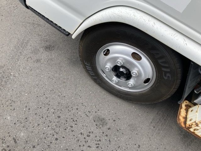 2005 Isuzu Elf コウショサギョウ auction photo 9