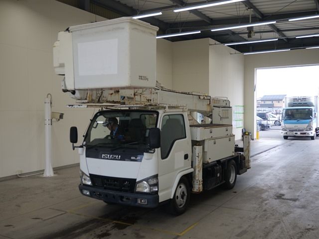 2005 Isuzu Elf コウショサギョウ Japan auction vehicle