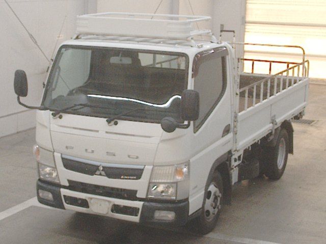 2016 Mitsubishi Fuso Canter Flatbed Japan auction vehicle