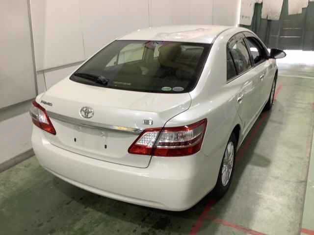 2015 Toyota Premio 1.5F Lパッケージ auction photo 2