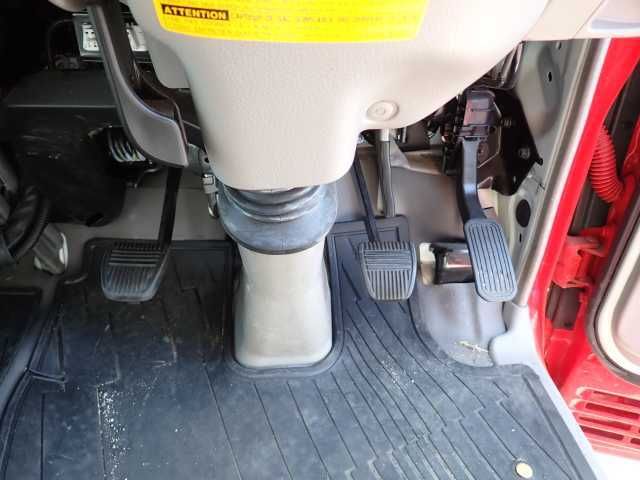 2010 Toyota Dyna 4WD Wキャブ auction photo 8