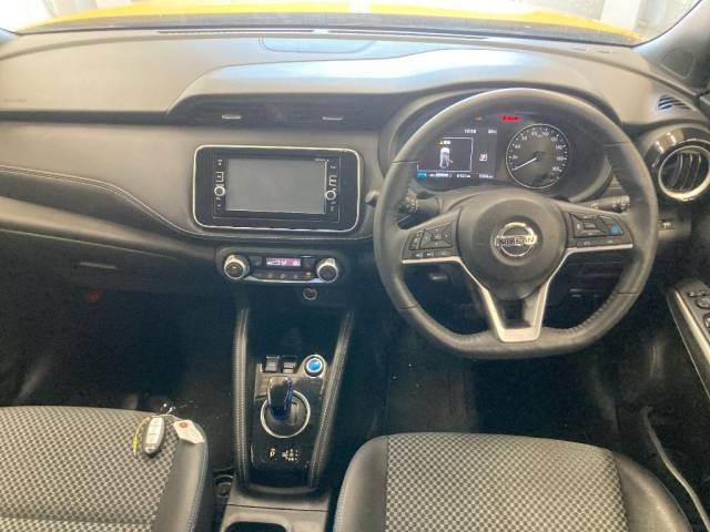 2021 Nissan Kicks X auction photo 2