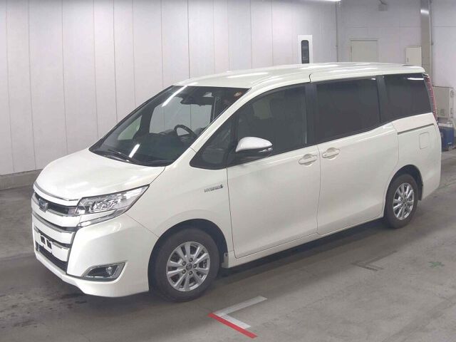 2017 Toyota Noah HV G auction photo 4
