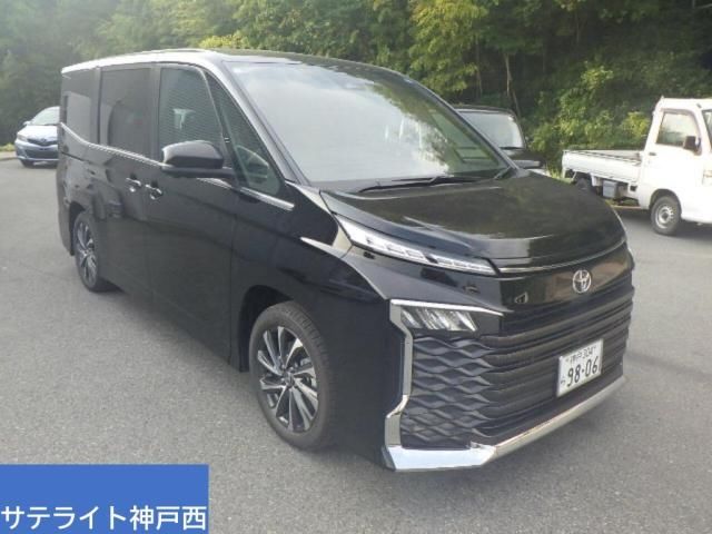 Japan Auction Vehicles 5 2026 Toyota Voxy Hybrid S-Z auction photo