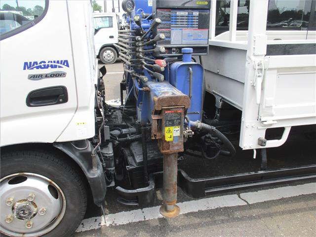 2016 Hino Dutro 4WD タダノクレーン ロング auction photo 13