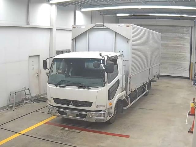 2015 Mitsubishi Fuso Fighter Wing Japan auction vehicle