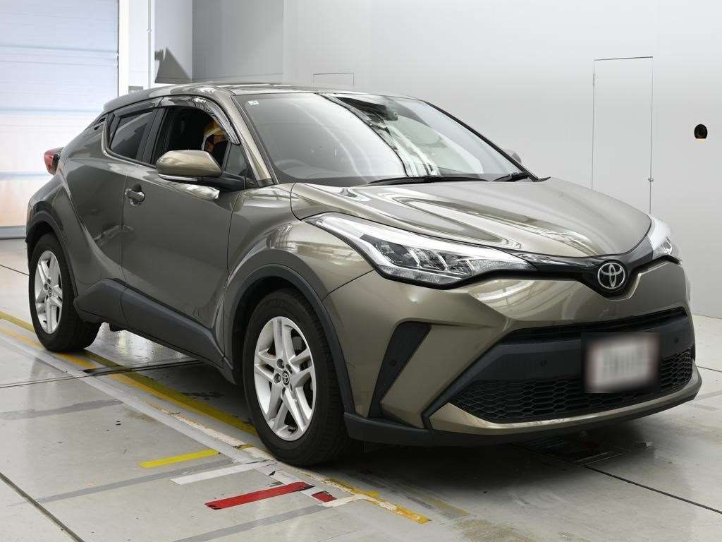 2021 Toyota C-HR S-T auction photo 5