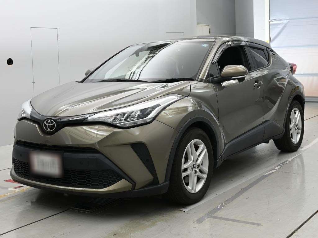 Japan Auction Vehicles 14 2021 Toyota C-HR S-T auction photo