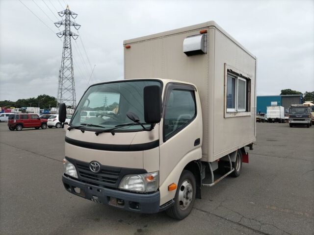 2010 Toyota Dyna キッチンカー auction photo 4