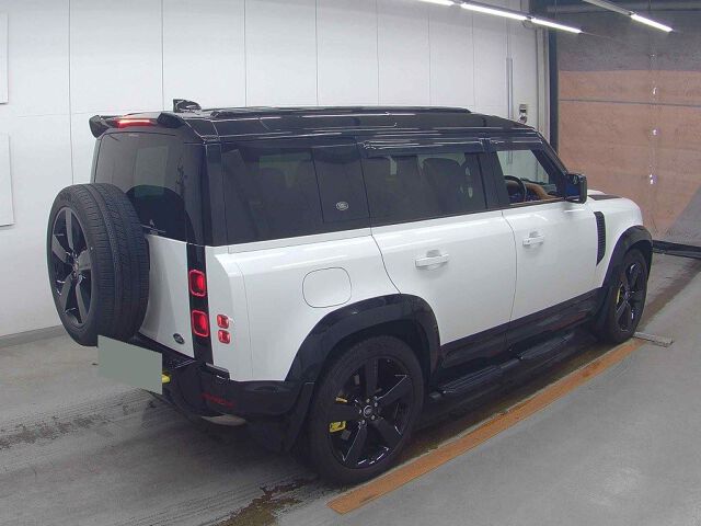 2023 Land Rover ディフェンダー 110XDAHSED300 4WD auction photo 5