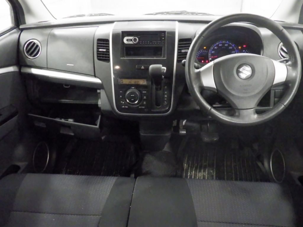 2010 Suzuki Wagon R スティングレーX auction photo 3