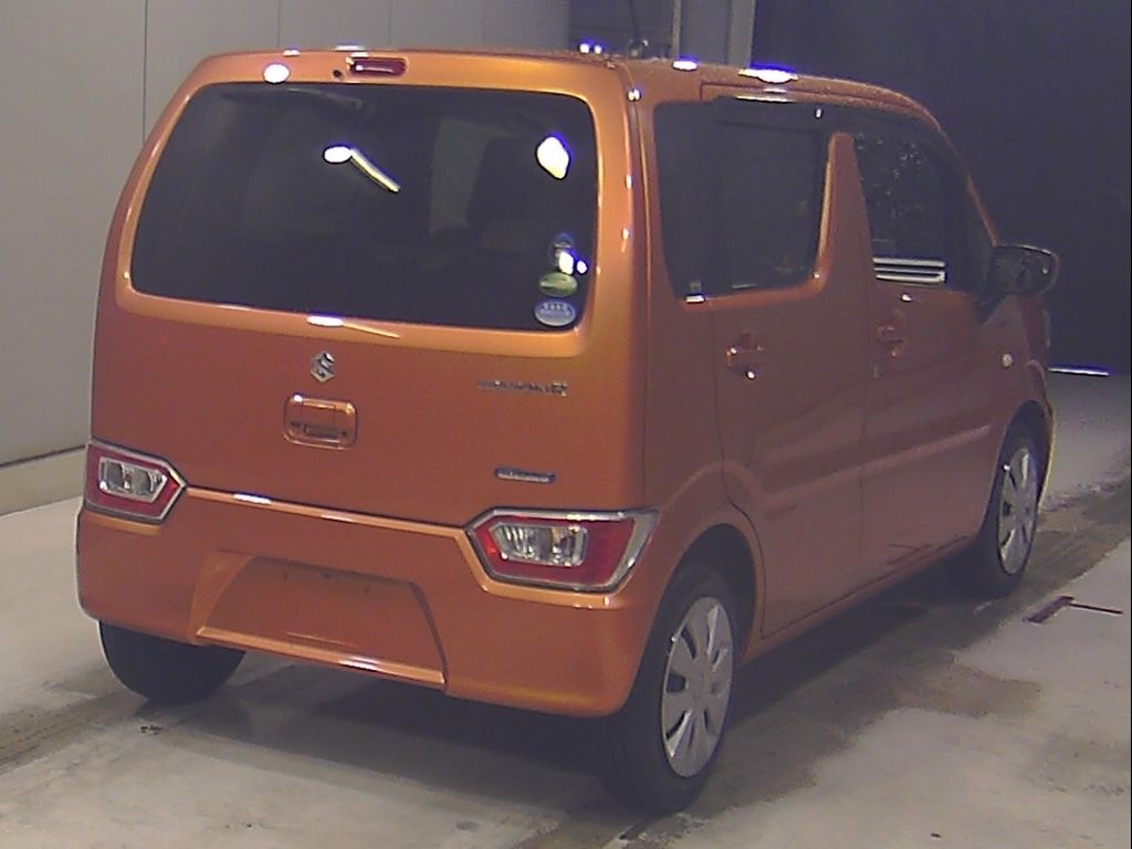2017 Suzuki Wagon R Hybrid FX Safety Package equipped vehicle auction photo 2