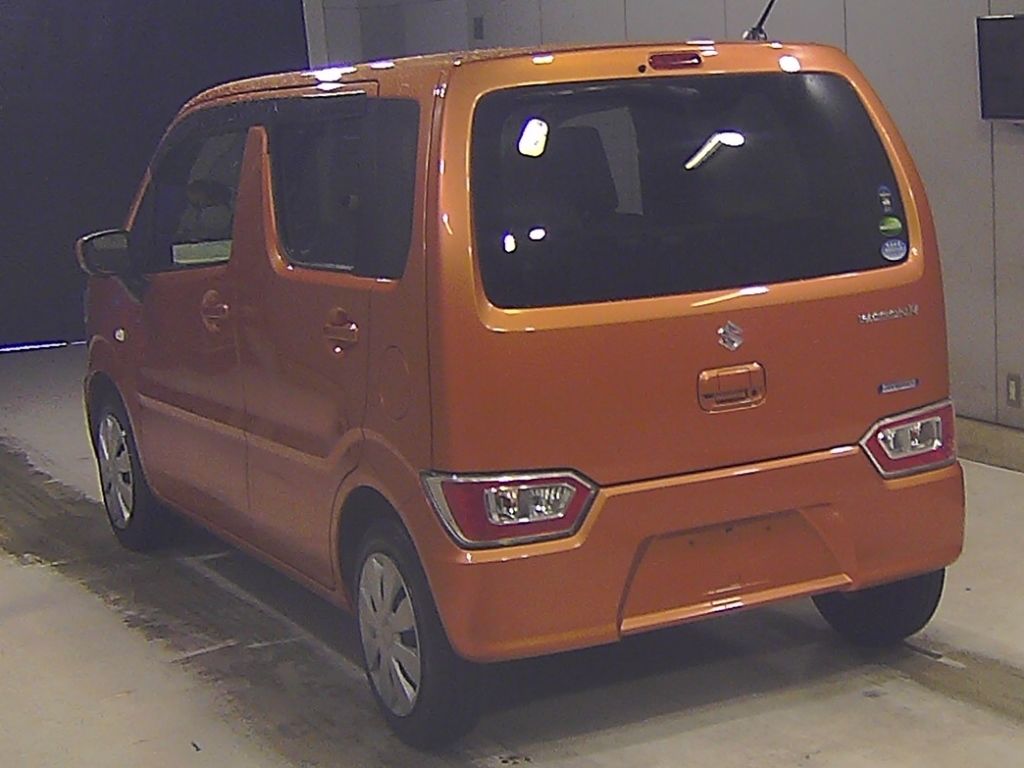 2017 Suzuki Wagon R Hybrid FX Safety Package equipped vehicle auction photo 5