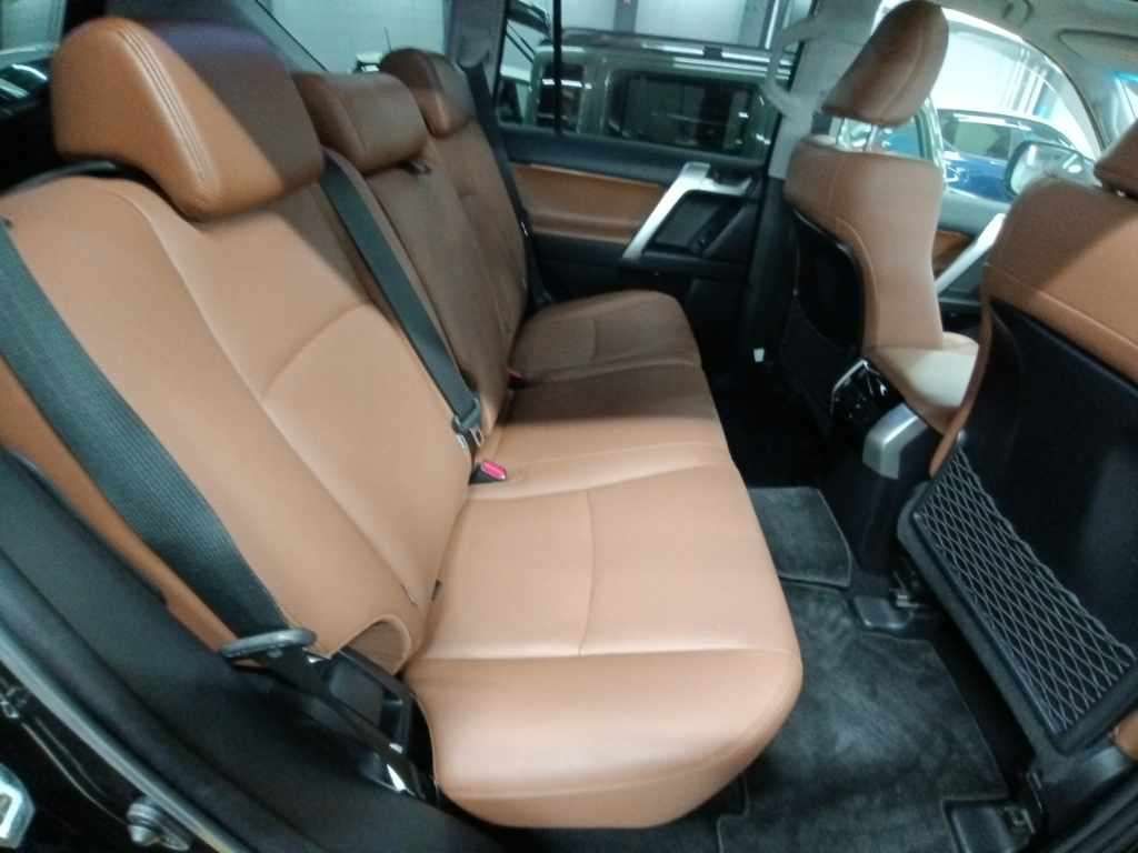 2022 Toyota Land Cruiser Prado TX Lパック70thアニバ 4WD auction photo 12