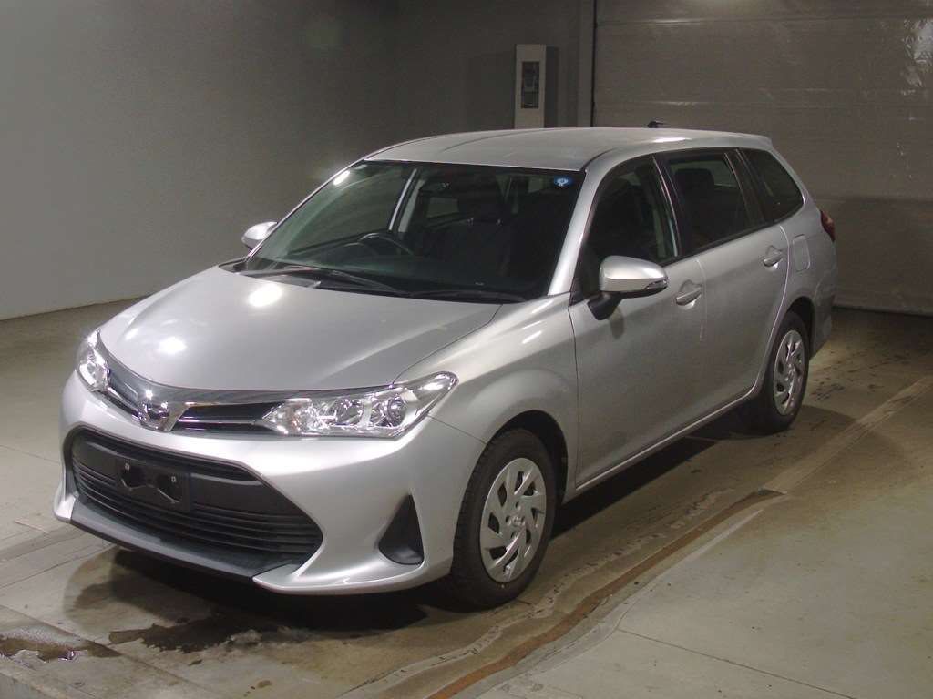 Japan Auction Vehicles 4 2021 Toyota Corolla Fielder EX auction photo