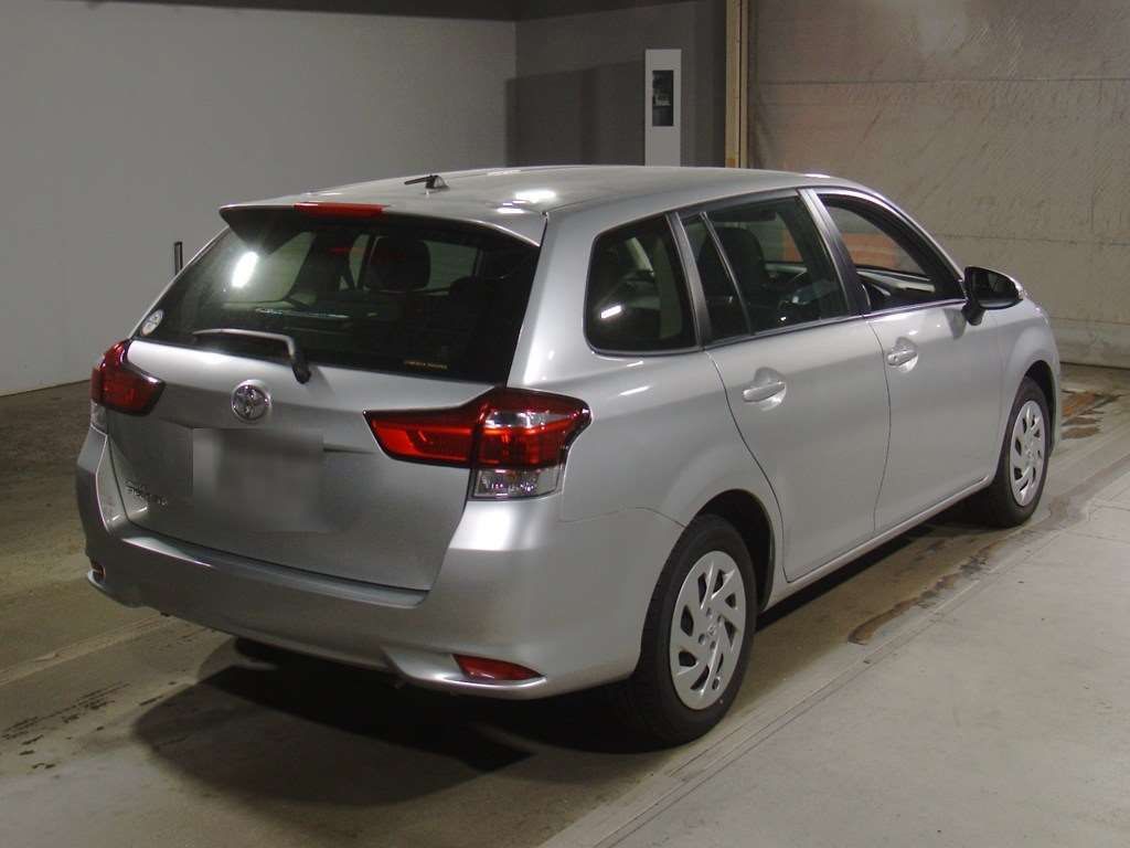 2021 Toyota Corolla Fielder EX auction photo 2