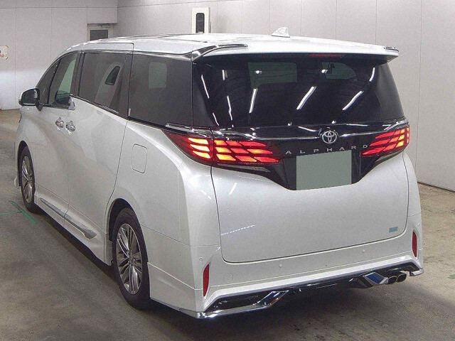 2024 Toyota Alphard Z auction photo 2