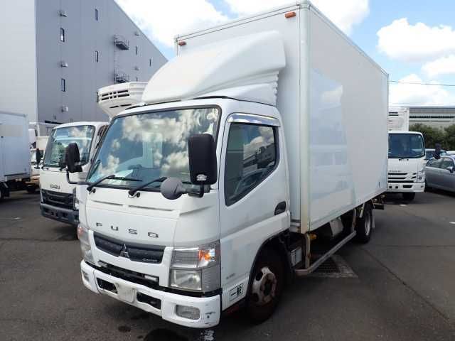 2013 Mitsubishi Fuso Canter 1.9t パネルバン Japan auction vehicle